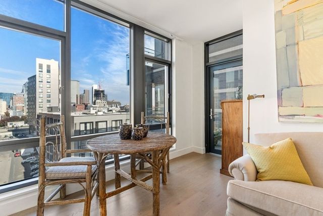 40 Traveler St 712, Boston, MA 02118