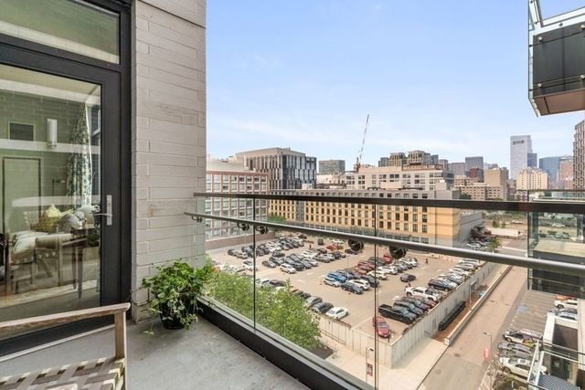 40 Traveler St 712, Boston, MA 02118
