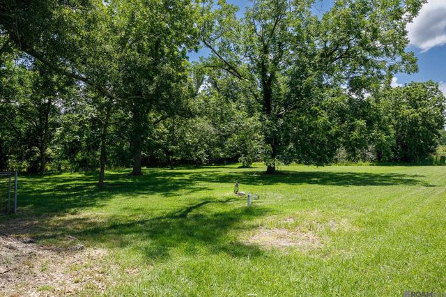 3160 La 19 Highway, Zachary, LA 70791