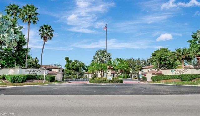 200 Diamond CIR 202, Naples, FL 34110