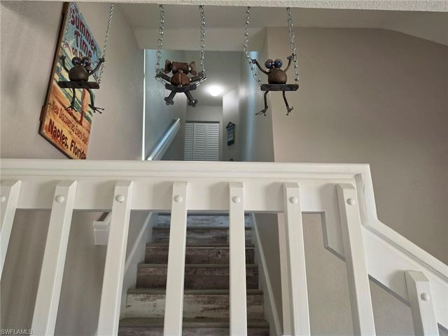 200 Diamond CIR 202, Naples, FL 34110