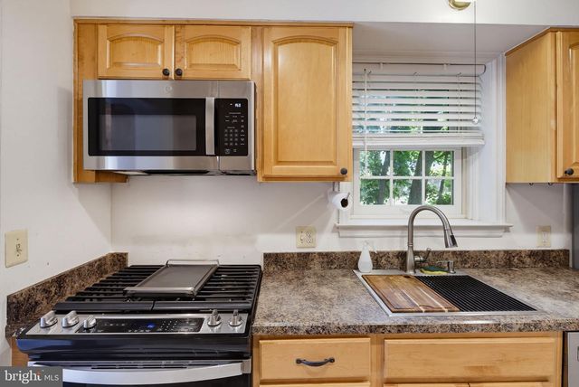 1306 CHURCH HILL DR, Pikesville, MD 21208