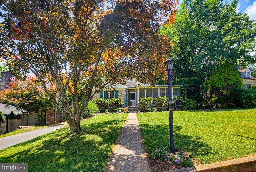 1306 CHURCH HILL DR, Pikesville, MD 21208