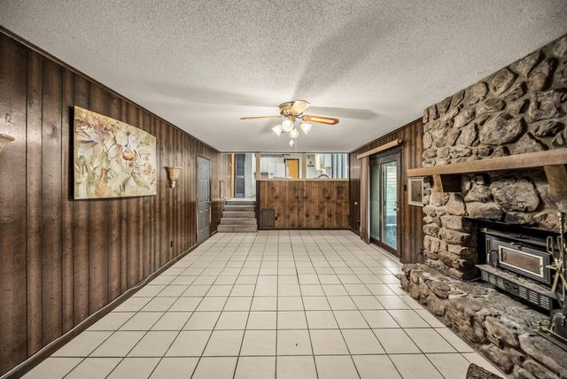 922 Kings Mountain Dr, Little Rock, AR 72211