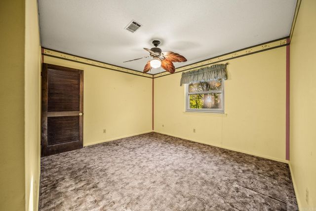 922 Kings Mountain Dr, Little Rock, AR 72211