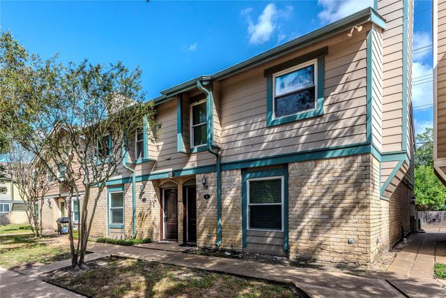 720 Memorial Mews A, Houston, TX 77079
