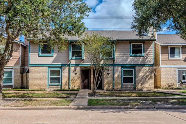 720 Memorial Mews A, Houston, TX 77079
