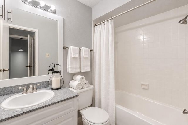 720 Memorial Mews A, Houston, TX 77079