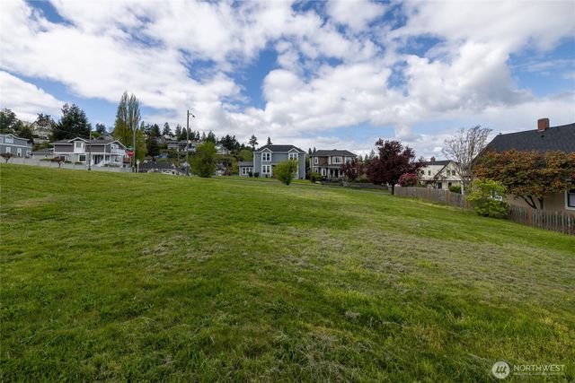 2801 N McCarver Street, Tacoma, WA 98403