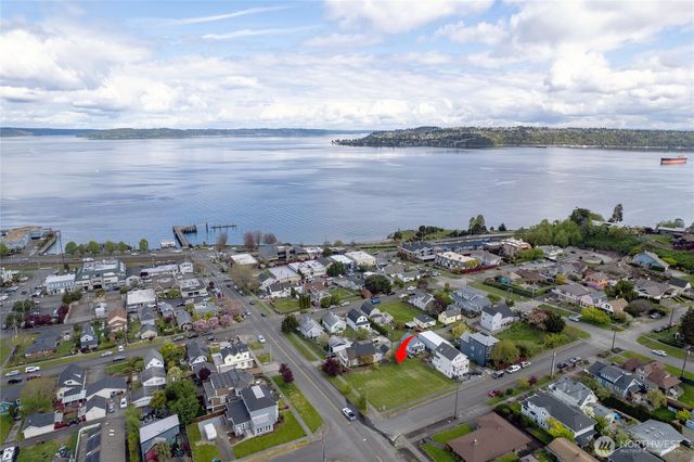2801 N McCarver Street, Tacoma, WA 98403