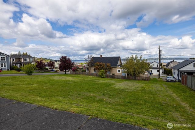 2801 N McCarver Street, Tacoma, WA 98403
