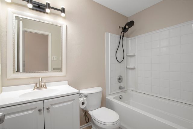 4524 Hounds Tail Lane, Fort Worth, TX 76244