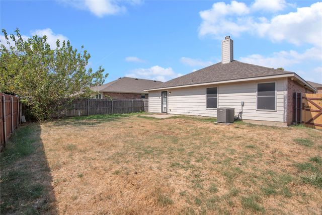 4524 Hounds Tail Lane, Fort Worth, TX 76244