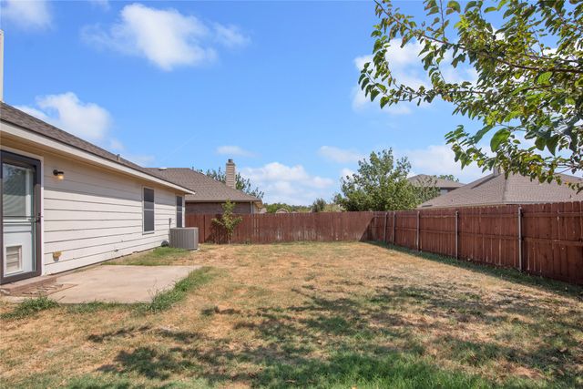 4524 Hounds Tail Lane, Fort Worth, TX 76244