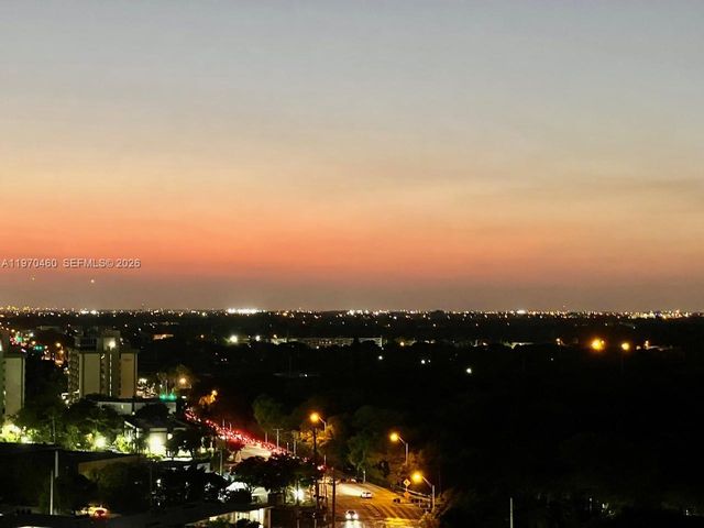 13499 Biscayne Blvd PH1705, North Miami, FL 33181