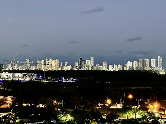 13499 Biscayne Blvd PH1705, North Miami, FL 33181