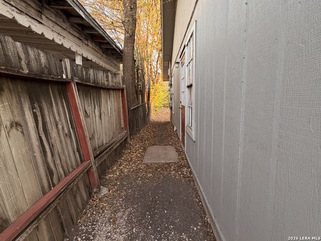 810 W Olmos, San Antonio, TX 78212