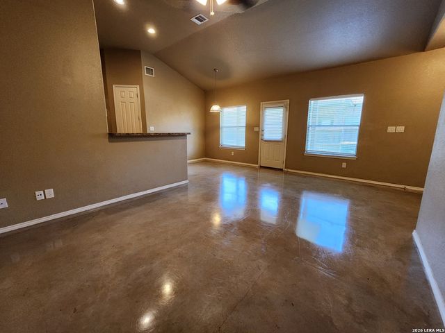 224 Anne Louise Dr # B, New Braunfels, TX 78130