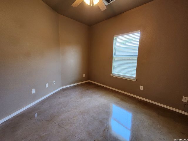 224 Anne Louise Dr # B, New Braunfels, TX 78130