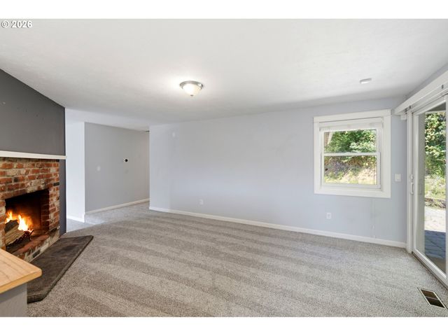 5655 Se COLONY Cir, Milwaukie, OR 97267