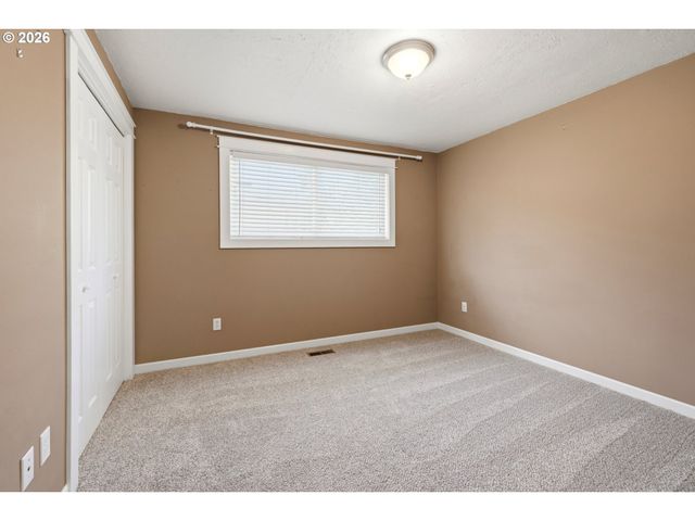 5655 Se COLONY Cir, Milwaukie, OR 97267