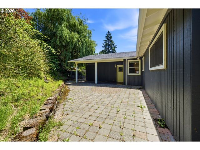5655 Se COLONY Cir, Milwaukie, OR 97267