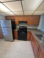 20725 NE 8th Court 106-11, Miami, FL 33179