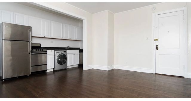 3345 N Marshfield Avenue 406, Chicago, IL 60657