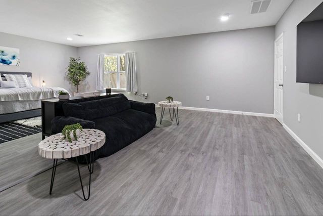 5130 Cosby Street, Houston, TX 77021