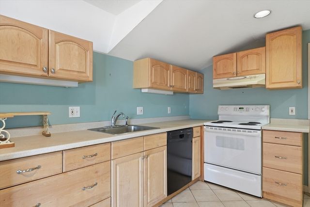 11 Larchmont Street, Lynn, MA 01904