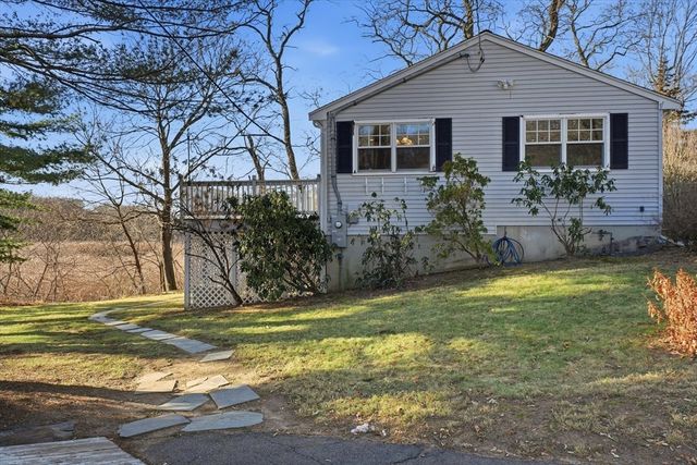 11 Larchmont Street, Lynn, MA 01904