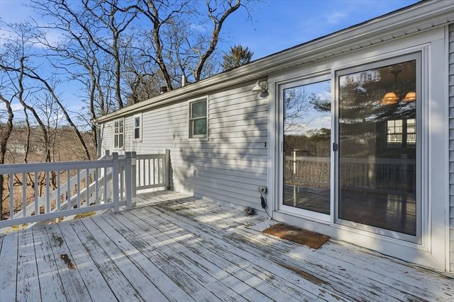 11 Larchmont Street, Lynn, MA 01904