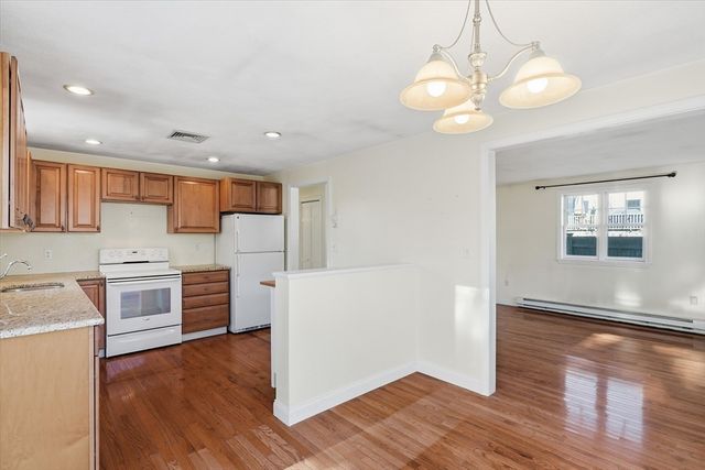 11 Larchmont Street, Lynn, MA 01904