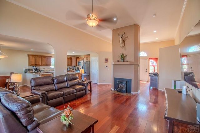 1643 N Buckboard Ave, Pueblo West, CO 81007
