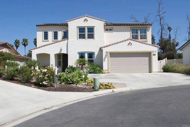 1564 Manzanita Hollows Lane, Vista, CA 92084
