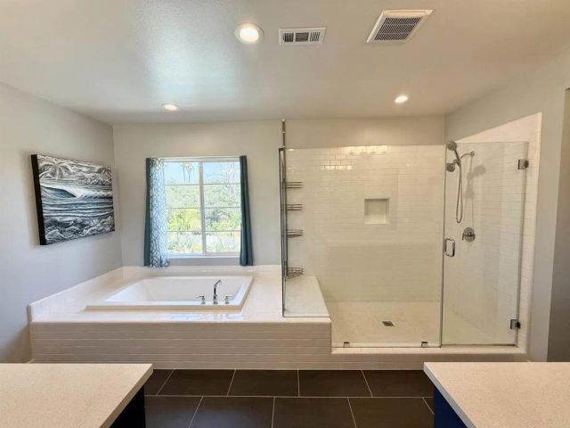 1564 Manzanita Hollows Lane, Vista, CA 92084