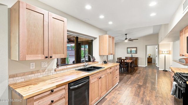 14348 N Sky Trail, Oro Valley, AZ 85755