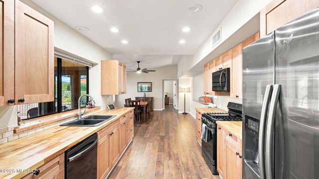 14348 N Sky Trail, Oro Valley, AZ 85755