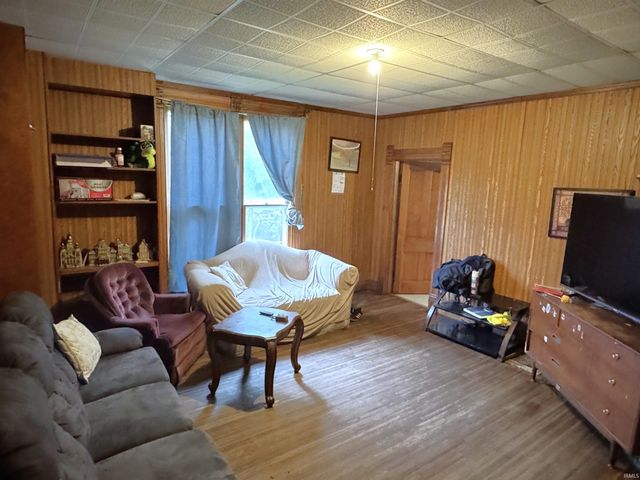 208 Morgan Street, Crawfordsville, IN 47933