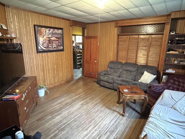 208 Morgan Street, Crawfordsville, IN 47933