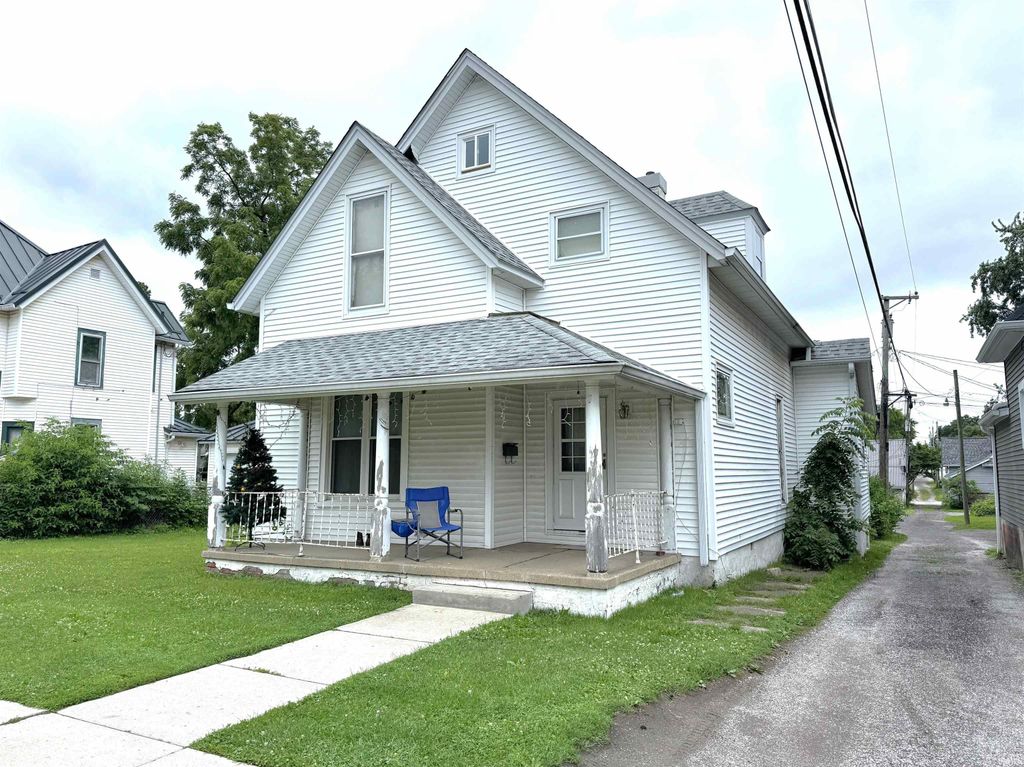 208 Morgan Street, Crawfordsville, IN 47933