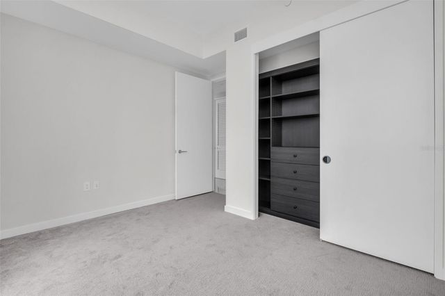 400 CENTRAL AVENUE 3002, St Petersburg, FL 33701
