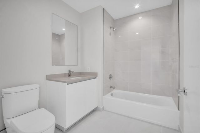 400 CENTRAL AVENUE 3002, St Petersburg, FL 33701