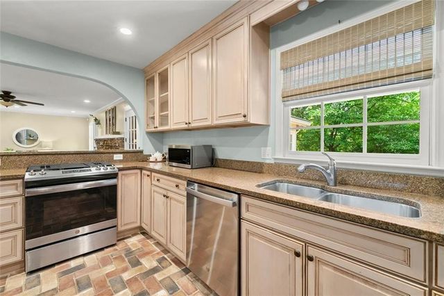 354 Apache Trail, Marietta, GA 30060