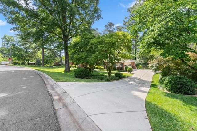 354 Apache Trail, Marietta, GA 30060
