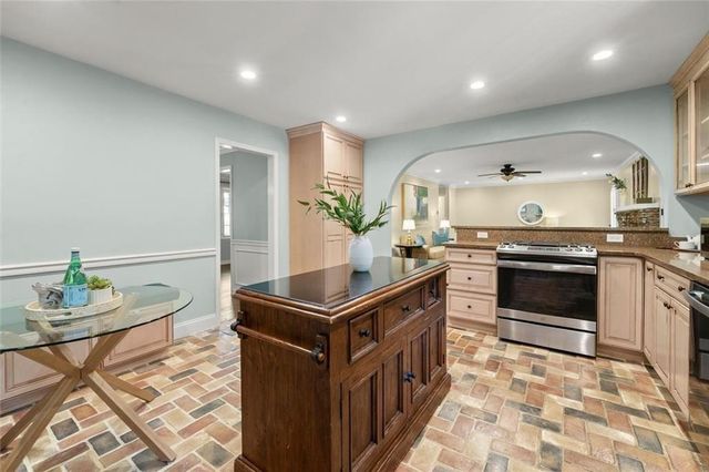 354 Apache Trail, Marietta, GA 30060