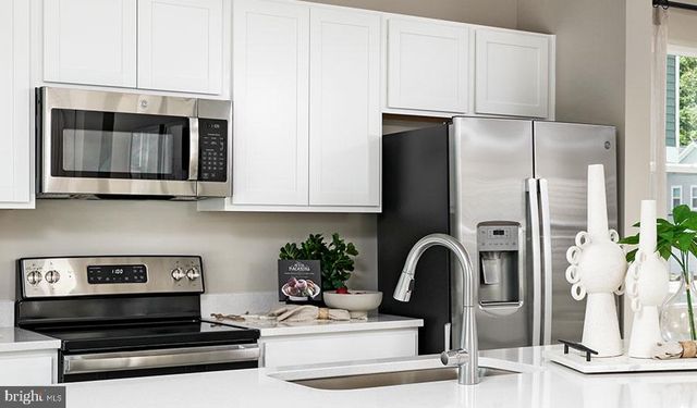 2809 WHITE TAIL DR, Locust Grove, VA 22508