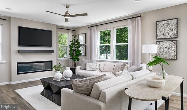 2809 WHITE TAIL DR, Locust Grove, VA 22508