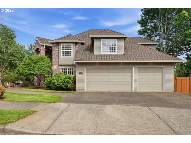 3390 CRESCENT Dr, West Linn, OR 97068
