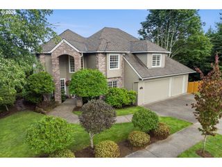 3390 CRESCENT Dr, West Linn, OR 97068